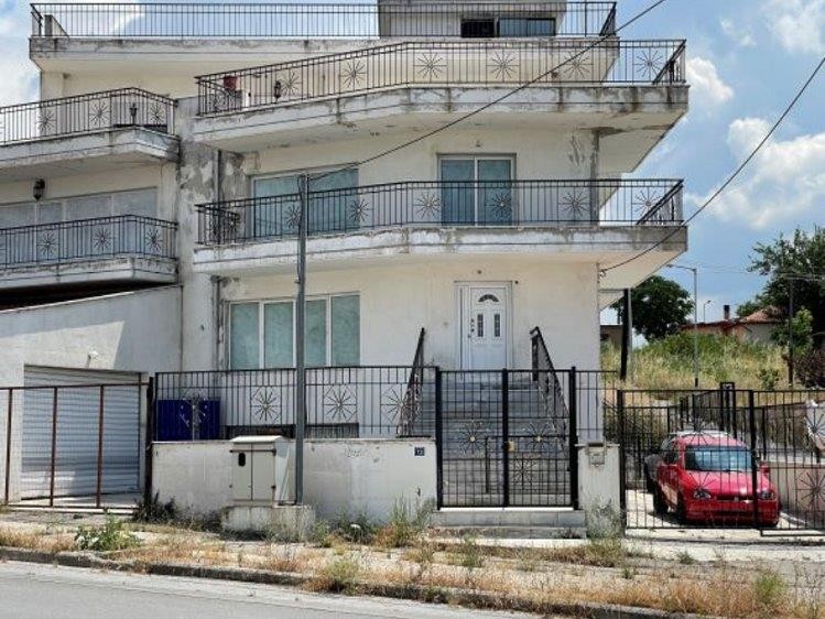 Αυτοτελες κτίριο μικτής χρήσης, Θεσσαλονίκη