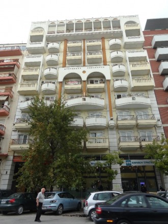 Γραφείο E' ορόφου, Θεσσαλονίκη
