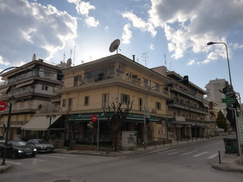 Air Rights, Kalamaria