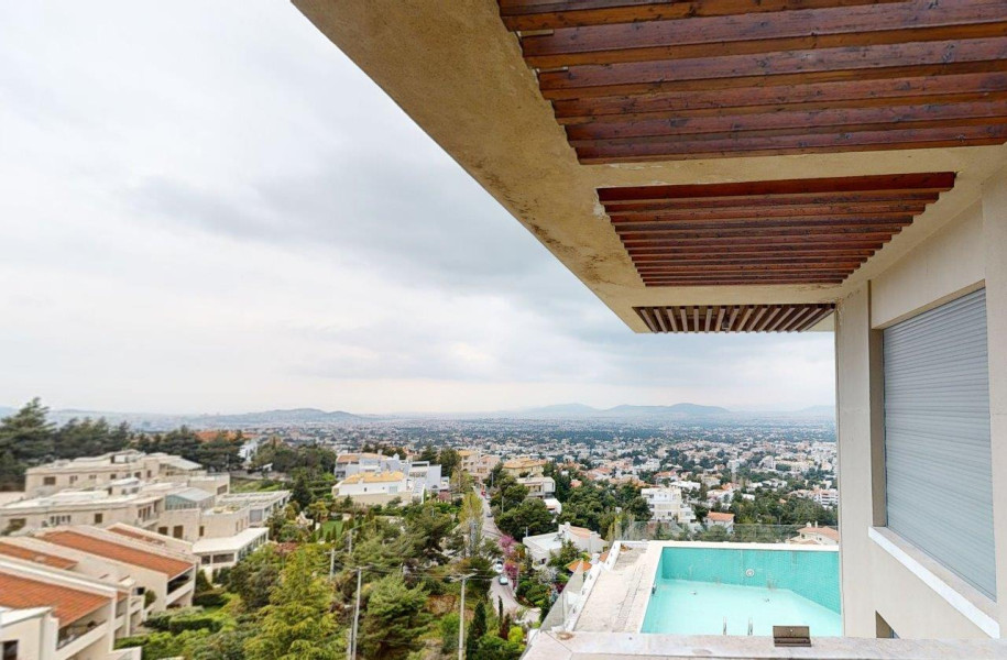 Modern Villa, Politeia