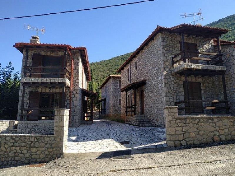 Detached house, Polydrosso, Parnasos