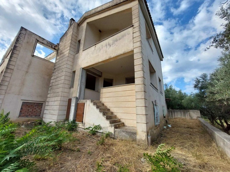 Semi-finished maisonette, Arachovitika, Achaia