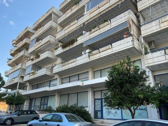 Κατάστημα, Λαμπρινή, Γαλάτσι