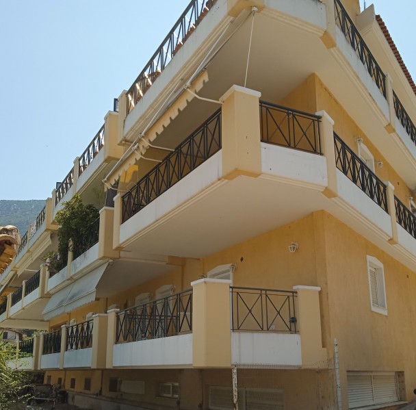 Apartment, Spyrou Loui & Pedestrian Str., Agios Kw
