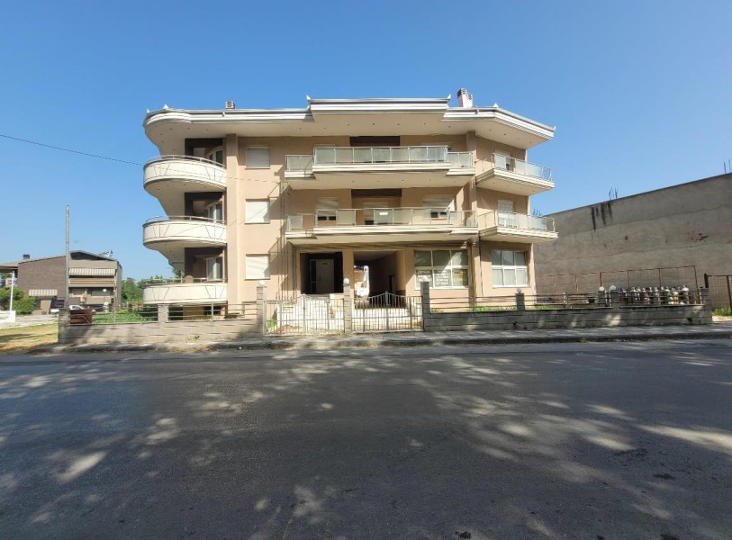 Apartment, Skydra, Pella