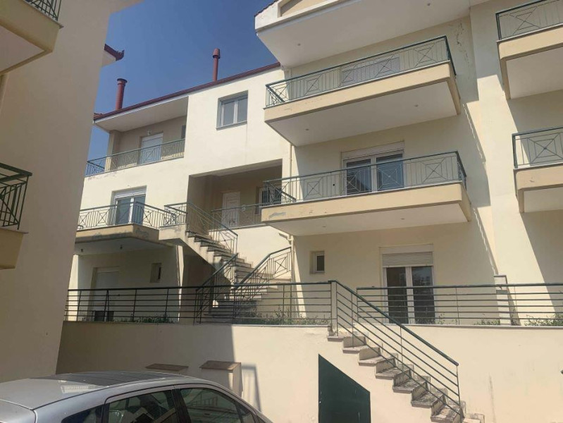 Maisonette, Mesimeri