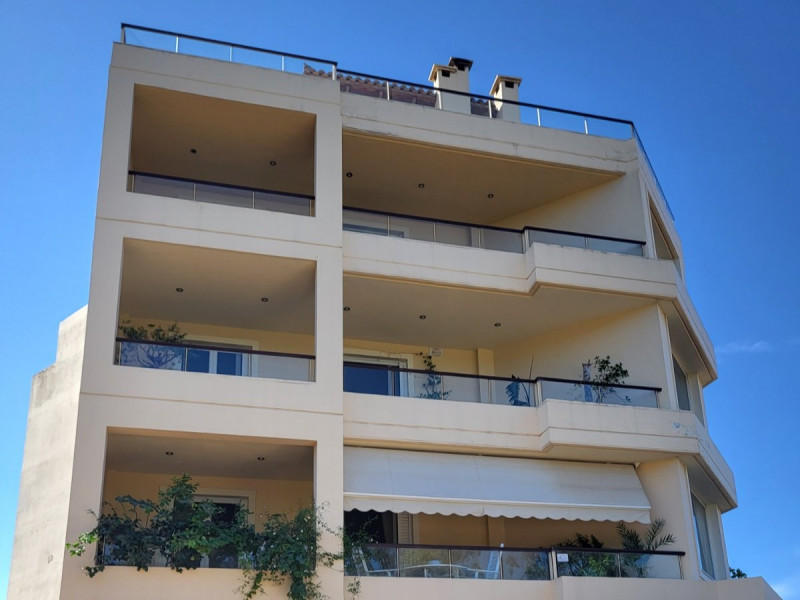 Maisonette, Kato Voula