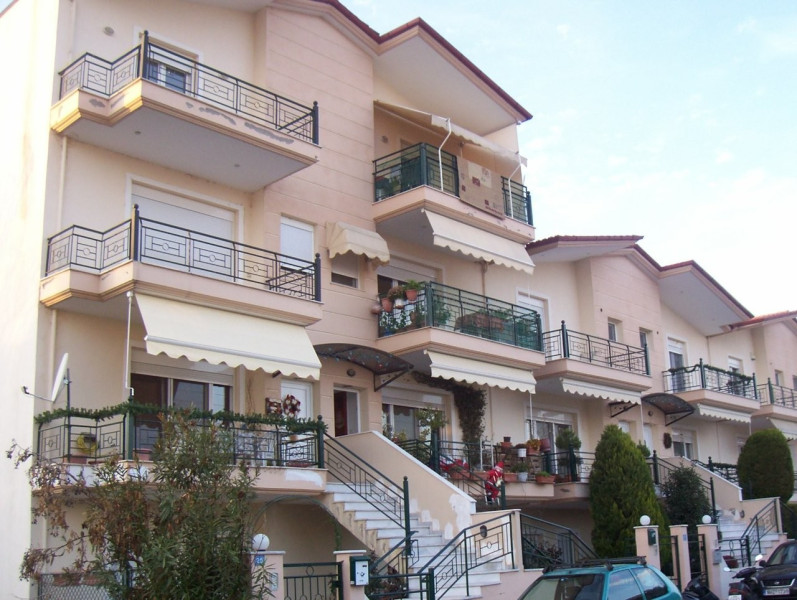 Maisonette, Agios Athanasios