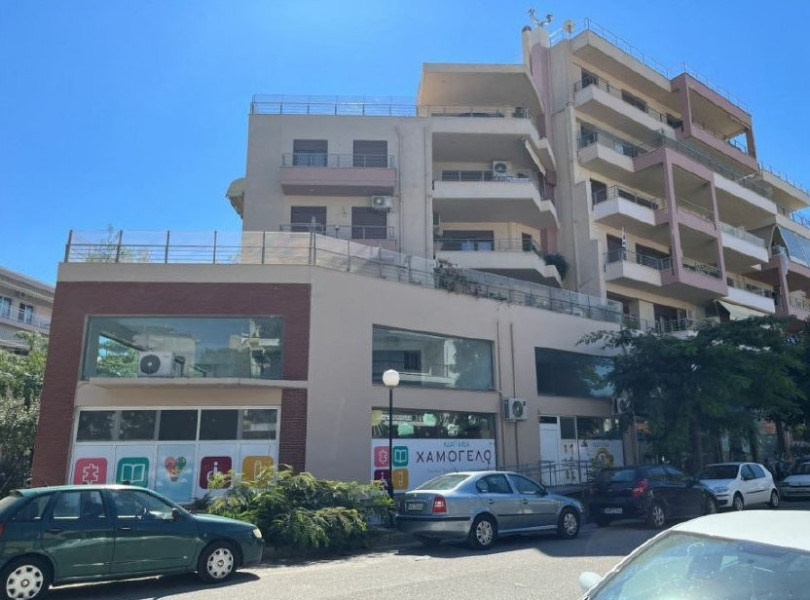 Retail store, Komotini