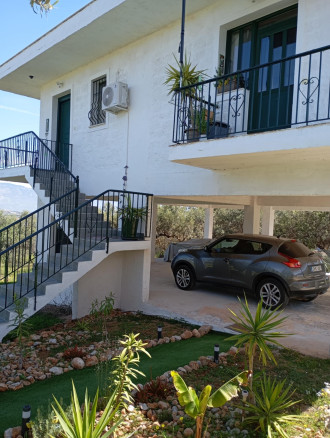 Μονοκατοικία, Κόρινθος