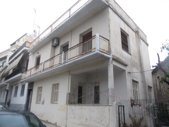 Διώροφη Μονοκατοικία, Λαμία