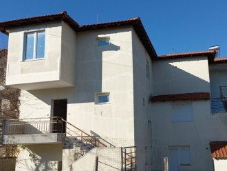 Μονοκατοικία, Σουρωτή