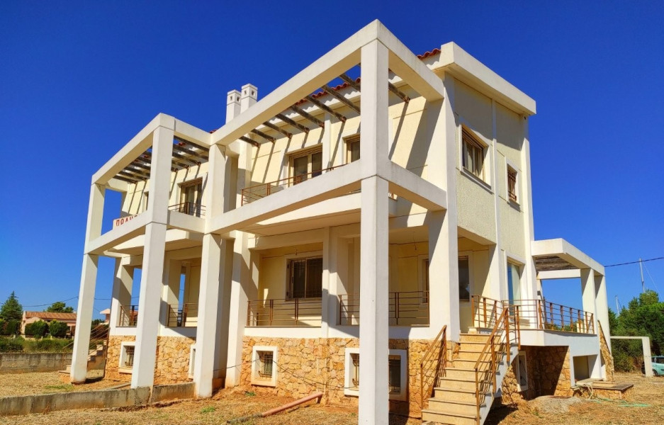 Maisonette, Chalkoutsi