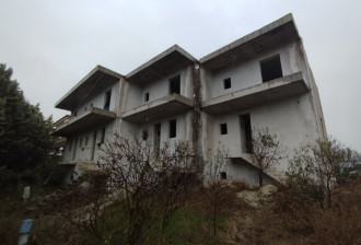 Μεζονέτα, Ωραιόκαστρο