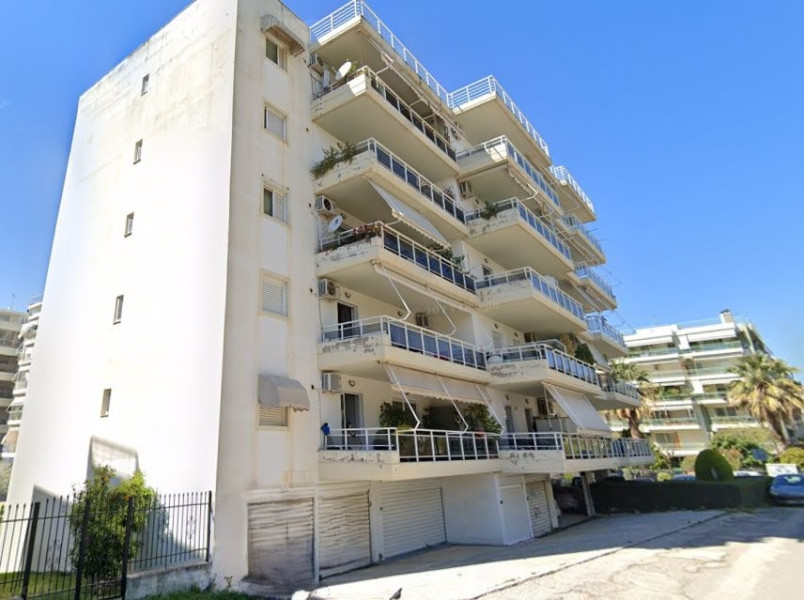 Rented Apartment, Patra