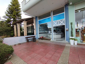 Μισθωμένο Κατάστημα, Ρίο