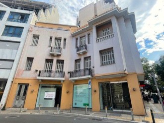 Αυτοτελές Εμπορικό Κατάστημα, Κολωνάκι