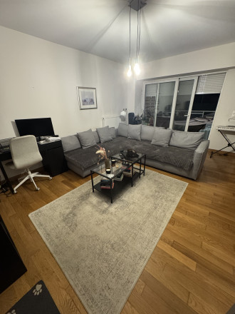 Διαμέρισμα, Περιοχή Στύλων, Ολυμπίου Διός